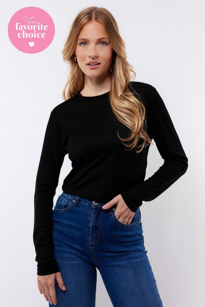 C&S The Label Angel Knit Pullover Black