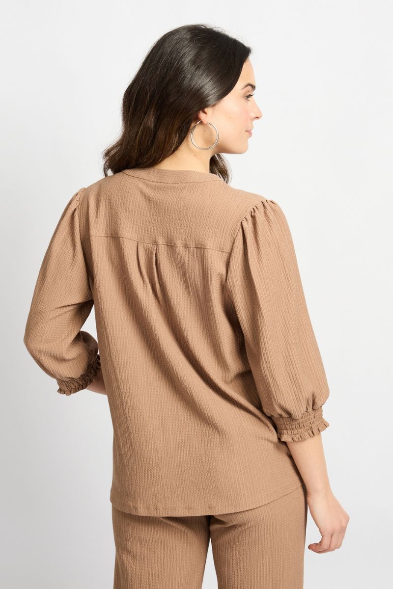 C&S The Label Laila Blouse Latte