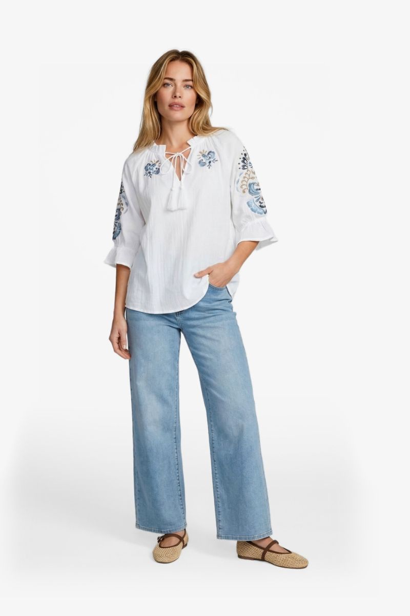 C&S The Label Lisette Blouse Offwhite/Cornflower Blue