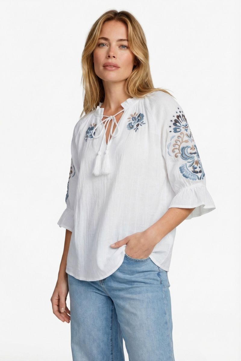 C&S The Label Lisette Blouse Offwhite/Cornflower Blue